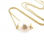 Les Tr&eacute;sors De Lily [J2096] - Collier Plaqu&eacute;-Or 'Perla' ivoire dor&eacute; valge