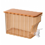 K&uuml;lmkapi joogidosaator K&uuml;lma veekeetja piimajaotur K&uuml;lmkapis olev joogidosaator koos laia kaanega mahlavee mahutiga oranž