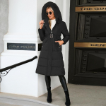 S&uuml;gistalvine karusnahast kaelarihm pikkade varrukatega &uuml;hev&auml;rviline soe v&ouml;&ouml; &otilde;huke kontrastne sulemantel S sinine