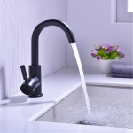 Harjatud kullaga kraanikauss, k&uuml;lm ja kuum segisti kraan, &uuml;he k&auml;epidemega musta kraanikaussi h&uuml;pikaknaga kuld