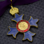 Kuninganna kuninglik s&otilde;jaline rist OBEMBECBE Briti impeeriumi ordu r&uuml;&uuml;telkond