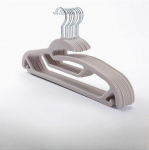 5 tk Libisemiskindlad Sametist Riidepuud, V&auml;ikese Kaelaosaga Flokeeritud P&uuml;ksiseelikute Riidepuu Kapi Hoiustamiseks, Riiete Riietusorganisaator 5pcs beež