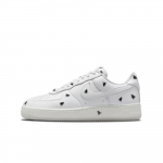 Nike Air Force 1 Low Retro Houseflies EU 40 valge