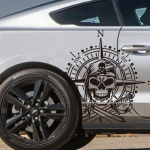 Suur Piraadi Kompass Kolju Auto Kleebis Decal Merenduse Tuule Roos Auto S&otilde;iduki Kere Uks Kapott Kaitseraud Vin&uuml;&uuml;l Dekor 35cmwidex35cmhigh must