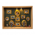 Suur Minimuuseumi Siluettkarp Valgustatud Varjukast Raamikomplekt 8 Minifiguuri ja 11 Kullast Miniraamiga Kohandatav Fotoesitluskarp Komplekt Juubeliteks A