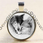 Ketiripatsiga kaelakee vintage wolf cabochon tiibeti h&otilde;bedast prillid