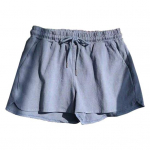 Naiste vabaaja l&uuml;hikesed p&uuml;ksid Reguleeritava n&ouml;&ouml;riga v&auml;rvi laiad sportlikud l&uuml;hikesed p&uuml;ksid Tugevad elastsed v&ouml;&ouml;kohad jala kodu l&uuml;hikesed p&uuml;ksid M sinine