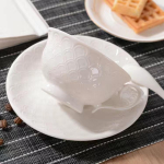 Euroopa valge lihtne kohvitass ja taldrik Kaheosaline v&auml;rvitud kullaga keraamilise tassi komplekt veetass Lilletee tass piimatass