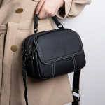 Ehtne Nahast Naiste Kott Naiste Kott V&auml;ike &Uuml;mmargune Kott Moodne Aurutatud Saiakott Korea Versioon &Uuml;he &Otilde;la K&auml;e Crossbody Kott must