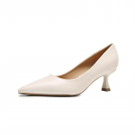 Madala kontsaga pumbad naistele Nahast suletud varbaga, terava varbaga Kitten kontsad Mugavad slip on stiletto pumbad naiste t&ouml;&ouml;kontor &Auml;ripulmakleidi kingad 40 beež