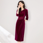 Elegantne sametkleit: S&uuml;gis/Talv, Liibuv v&ouml;&ouml;koht, Plisseeritud, &Uuml;mara kaelusega disain XXL [Recommended: 125-135 lbs] veinipunane v&auml;rv