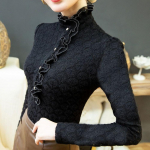 Moodne ja seksikas pitspluus naistele, mida kanda aluspesuna v&otilde;i aluss&auml;rgina. L must