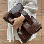 Fashi naiste &uuml;mbrik-sidurikott Kvaliteetsed Crossbody kotid naistele trendikas k&auml;ekott messenger-kott suur alligaatorist naiste rahakotid 37x2x25cm kohv