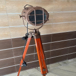 Puidust alusega prožektor Vintage kodukaunistusega kingitus k&otilde;igile Uus ja kuningliku ilmega p&otilde;randalamp