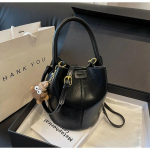 Luksuslik disainerkott Tote Naiste k&auml;ekotid Kirjaga &otilde;lakotid Kaubam&auml;rgid Pehmed PU ostukotid Naiste kotid Clutch