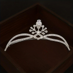 Pruudi pulm tiaara barokkstiilis s&uuml;nnip&auml;evapeo kroon, kivisulamist peav&otilde;ru kroon, pidulik esituslik juukseaksessuaar