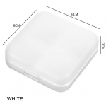 4Grids Cross Print Pill Box Kaasaskantav mini plastikust pillide hoiustamine Pure Color Pocket Medical Box Outdoor Home Pill Case valge