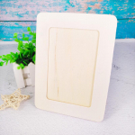 K&auml;sit&ouml;&ouml;na valmistatud puidust lumehelbemuda raam lasteaia meisterdamiseks Bracket photo frame 14*19