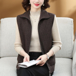 Ema kevadine kootud vest keskealistele ja eakatele naistele, kevad-s&uuml;gis l&uuml;hike kootud kampsunivest 3XL kohv