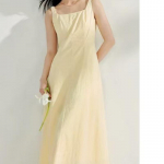 Prantsuse stiilis v&ouml;&ouml;kohta kallistav varrukateta kleit naistele kevadeks uue drapeeritud sukahoidjaga pika seeliku jaoks 2XL kollane