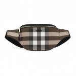 Burberry Moeruut Nahast Messenger-kott &Otilde;lakott V&ouml;&ouml;kotike Minisuurus Meeste stiil Pruun One Size-Basic Set (Bag+Dust Bag) pruun