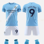 Man City 25/26 kodus&auml;rk #9 Haaland | Taevasinine triibuline komplekt | Kevin De Bruyne valik S gray