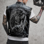 2578 * Meeste vest aukudega hooajalises mootorratta teksariidest tr&uuml;kitud vestis 3XL must