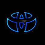 5D LED Embleemivalgusti Toyota Corolla Camry RAV4 Highlander Yaris Vios Crown Prius Esiv&otilde;rele ja Tagaluugile Autotarvikud LC8 11cmX7.5cm