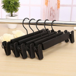 Home Creative Mini Flocking Clothes Hanger Easy Hook Closet Organiser valge