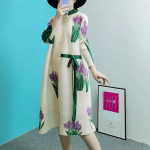 Kleit plisseeritud tuulejope p&uuml;stkrae &uuml;he rinnaga kevad-s&uuml;gis uus avar ja laisk mantel tr&uuml;kitud naistele One Size beež