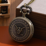 Meeste moodne ja m&auml;lestuseks m&otilde;eldud kvartsist kaelakeega taskukell, ideaalne valik kingituseks