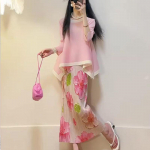 Prantsuse stiilis ilus, moodne, tippklassi, temperamentne roosa poolseeliku kaheosaline komplekt naistele kevadsuvel One Size roosa