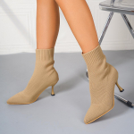 Uued kootud elastsed saapad, terava ninaga sokisaapad, l&uuml;hikesed k&otilde;rge kontsaga l&uuml;hikesed saapad, suured peene kontsaga moodsad sokisaapad 39 khaki