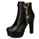 Moodsad naiste poolsaapad, 2024. aasta s&uuml;gistalvised k&otilde;rged kontsad, l&uuml;hikesed naiste saapad, punased kollased valged, suured peokingad 34 must