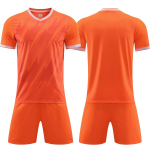 Noorte ja t&auml;iskasvanute jalgpalli treenings&auml;rgi komplekt &ndash; l&uuml;hikeste varrukatega spordir&otilde;ivad koolide v&otilde;istkonnav&otilde;istlusteks M oranž