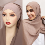 Kvaliteetne kohene &scaron;ifoonist hijab sisseehitatud magnetitega, &uuml;hev&auml;rviline, kergesti kantav salli-wrap alusk&uuml;baraga moslemi naistele
