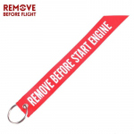 Eemaldage enne k&auml;ivitamist mootori punase kirjaga tikandid v&otilde;tmehoidja Streamer v&otilde;tmehoidja ehted punane