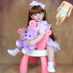 Reborn Baby Girl Doll Realistlik m&auml;nguasi, silikoonist keha, 55 CM 22 tolli pikkade juustega Printsess V&auml;ikelapse Bebe j&otilde;ulukingid