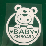 Armas multikas beebi pardal Helkurkleebised v&auml;rvilised ohutushoiatuskleebis Auto aknakleebised auto kere kaunistuse kleebis must