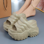 Mood Punk Stiilsed Sussid K&otilde;rge Konts 10CM Platvormiga Kingad &Uuml;htlased Lihtsad EVA Paksude Taldadega Muulad Naiste Suvised Slaidid CN 36-37 khaki