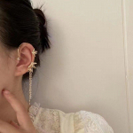 Elegantsed prantsuse tsirkoonist p&auml;&auml;sukesega tuttk&otilde;rvar&otilde;ngad: Augustamiseta, K&otilde;igega Sobiv Disain Naistele