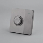 Elektrilise ventilaatori astmevaba nupuga kiiruse reguleerimise l&uuml;liti, laeventilaatori regulaator, kiiruse reguleerimisega valgusl&uuml;liti, l&uuml;liti juhtventilaator hall v&auml;rv