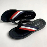 Pl&auml;tud meeste 2025 suvemood uus kerge luksus libisemiskindel kulumiskindel deodoriseeriv meeste sussid vabaaja rannajalatsid 39 valge