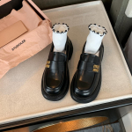 T&auml;isnahk~ viinamarjaema miu kolledži stiil laisk inimene &uuml;ks pedaal metallpandlaga nahast mokassiinid naiste platvormiga v&auml;ikesed nahast kingad 36