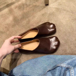 Moodsad kassi k&auml;pa kujulised naiste slip-on kingad, madala tallaga, retro Mary Jane madalad kontsad 40 must