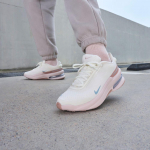 Nike Air Zoom Upturn SC Sail Silt Red Particle Pink (Naiste omad) 36