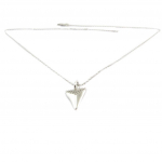 Les Tr&eacute;sors De Lily [P9268] &ndash; Boho h&otilde;bedane kaelakee, roodiumiga kaetud valge &ndash; 14x10 mm h&otilde;be