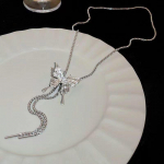 Liblikas kaelakee Reguleeritav v&auml;ljat&otilde;mmatav v&ouml;&ouml;kett Kerge luksuslik v&auml;ike rinnakett t&auml;iustatud meelega kaelakee Spice rangluukett naiste aksessuaarid