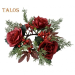 Kunstlilledest k&uuml;&uuml;nlar&otilde;ngas p&auml;rg K&auml;sitsi valmistatud plastikust karmiinpunasetest roosimarjadest k&uuml;&uuml;nlaalus j&otilde;uludeks t&auml;nup&uuml;ha kodupeolaua kaunistuseks punane