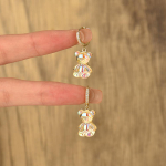 Armsad akr&uuml;&uuml;lkommid kummikaru rippuvad k&otilde;rvar&otilde;ngad naistele Rainbow Bear CZ Hoop K&otilde;rvar&otilde;ngad 2023 Mood, armsad t&uuml;drukute ehted